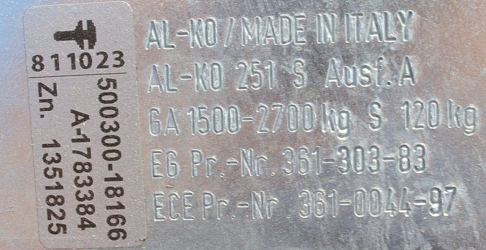 ENGANCHE DE INERCIA ALKO EN V PARA 2.700 KG