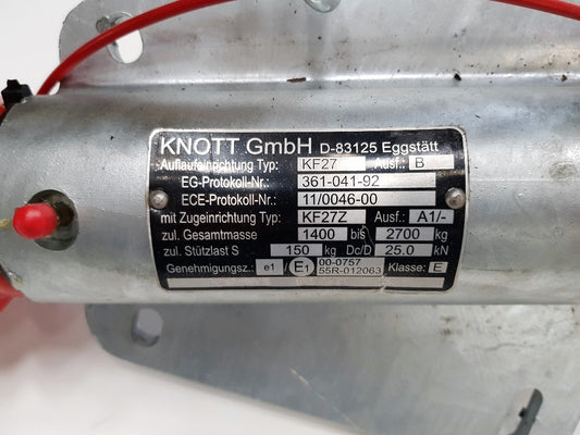 ENGANCHE DE INERCIA EN V PARA 2700KG- KNOTT