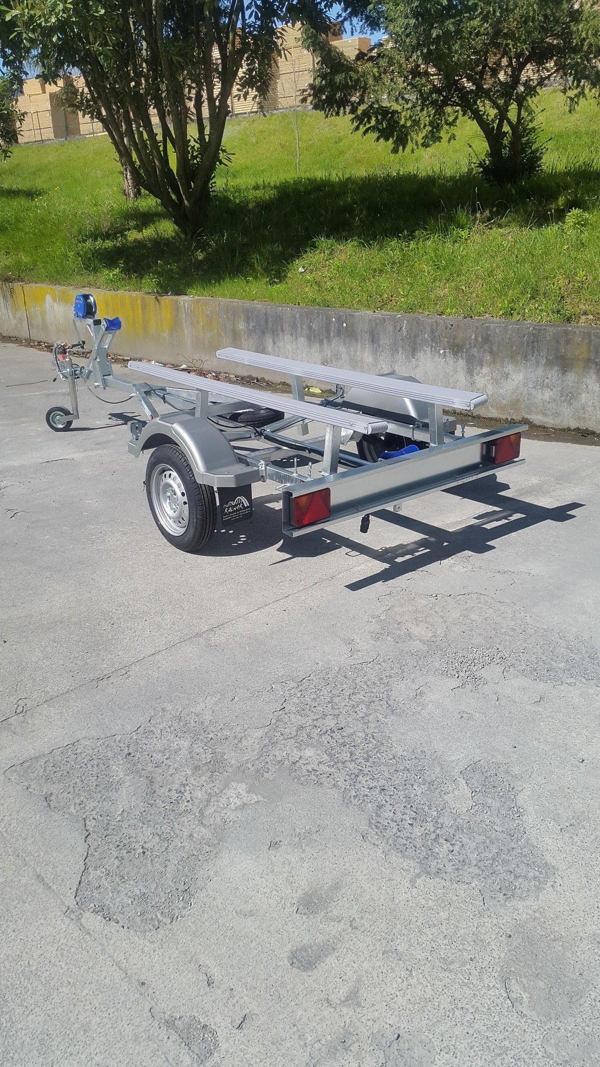 REMOLQUE MOTO AGUA NT-20