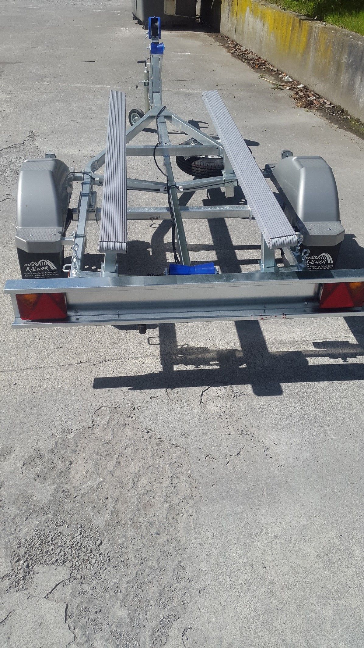 REMOLQUE NAÚTICO NT-20