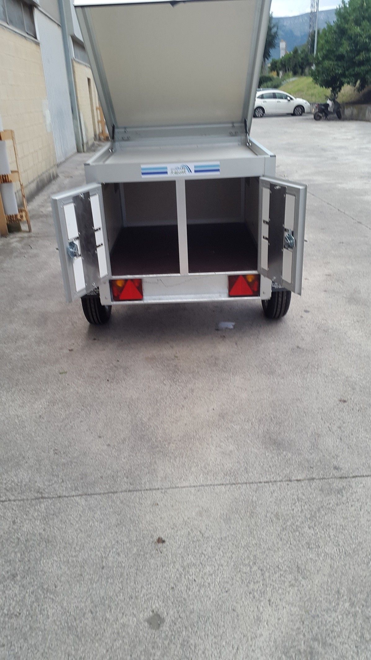 REMOLQUE TÉRMICO PARA PERROS TI-13