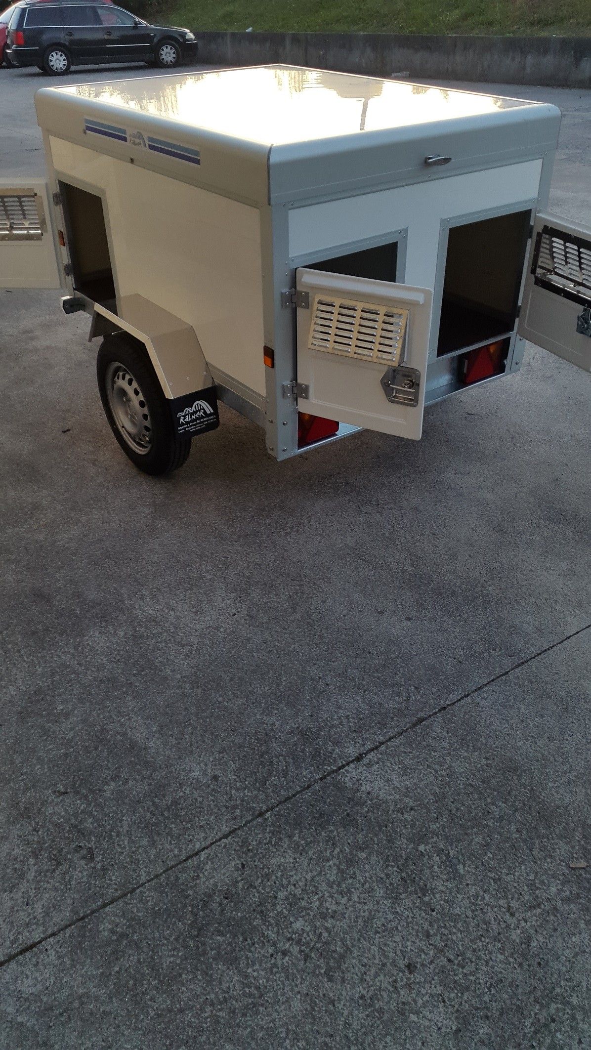 REMOLQUE TÉRMICO PARA PERROS TI-16