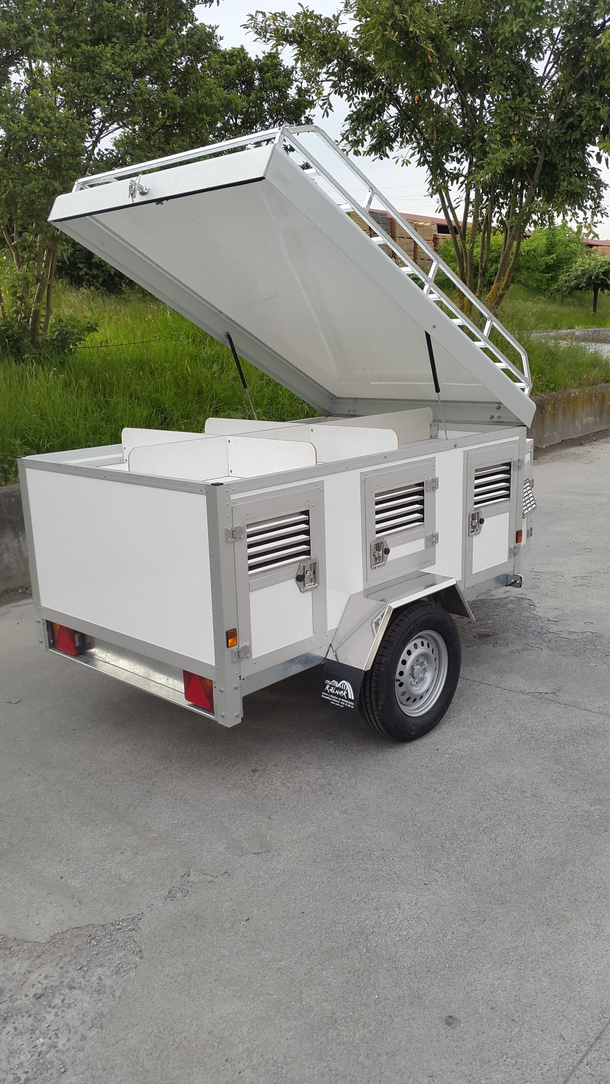 REMOLQUE TÉRMICO PARA PERROS TI-21